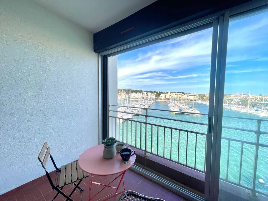 Appartement Vue Sur Le Port Gruissan Exterior foto